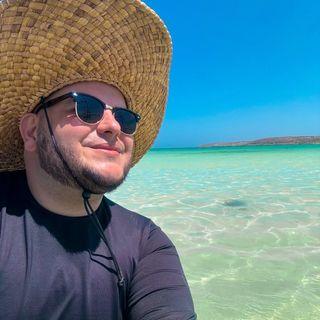 Wilmer Vasquez | Travel Vlogger photo
