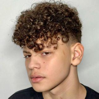 Isaac do VINE photo