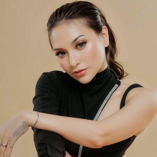 Yuniza Icha photo
